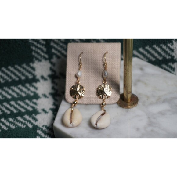Cowrie Earrings - Picture 4 of 5